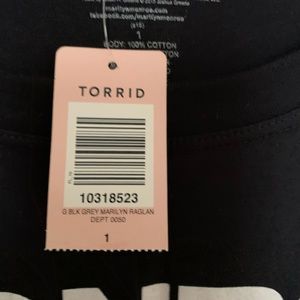 torrid Tops - 3/4 sleeve Marlyn Monroe Torrid top torrid Tops - 3/4 sleeve Marlyn Monroe Torrid top